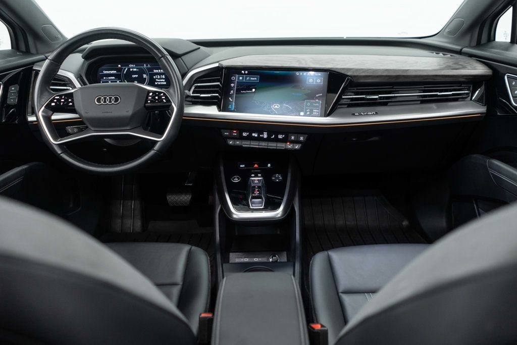 Used 2023 Audi Q4 e-tron Premium Plus w/ Premium Plus RWD image 10