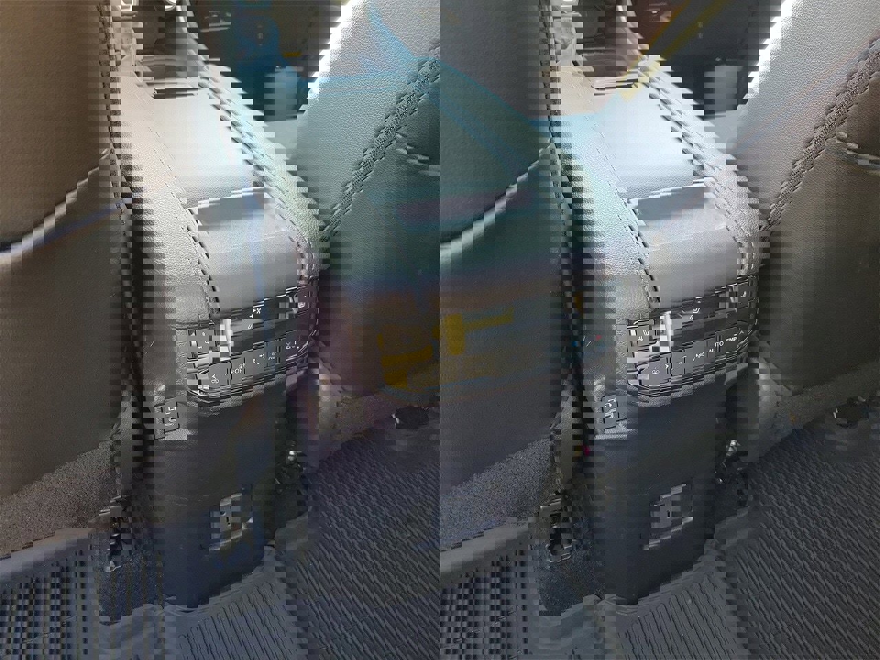 Used 2024 Toyota Grand Highlander Limited image 11