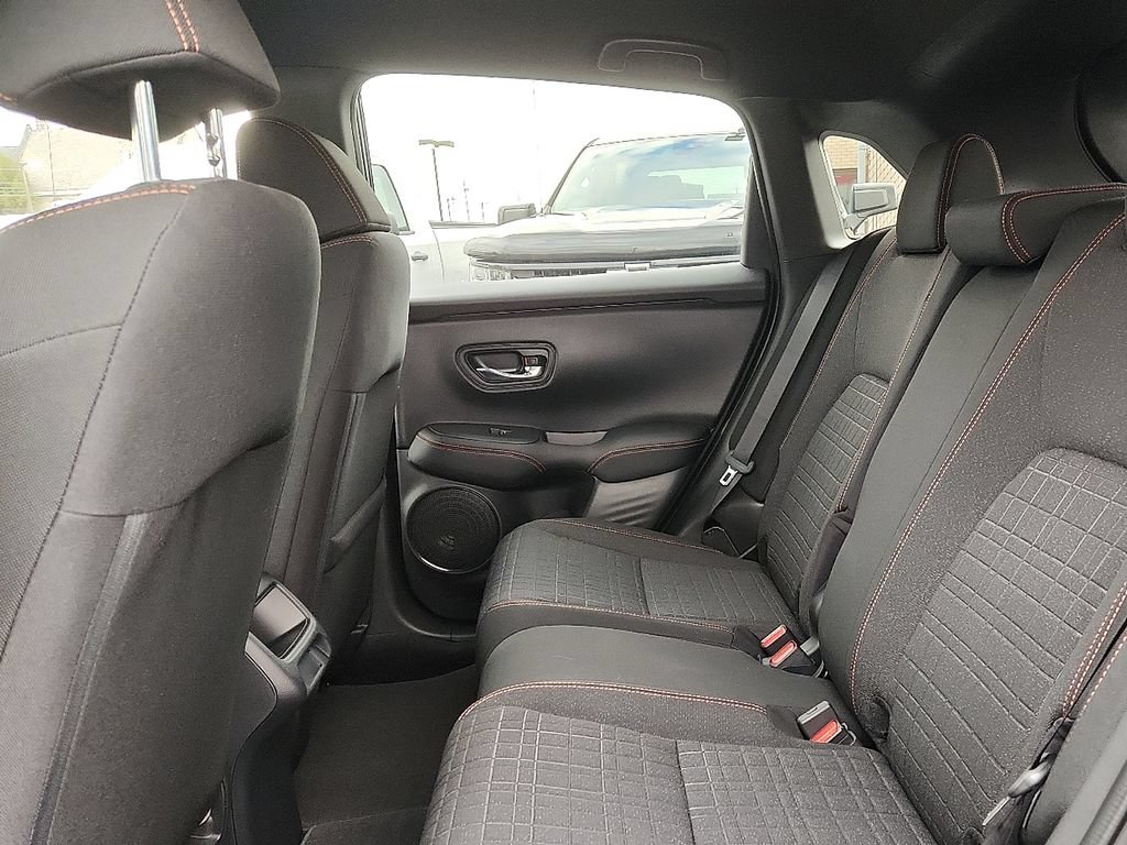 Used 2025 Honda HR-V Sport image 6