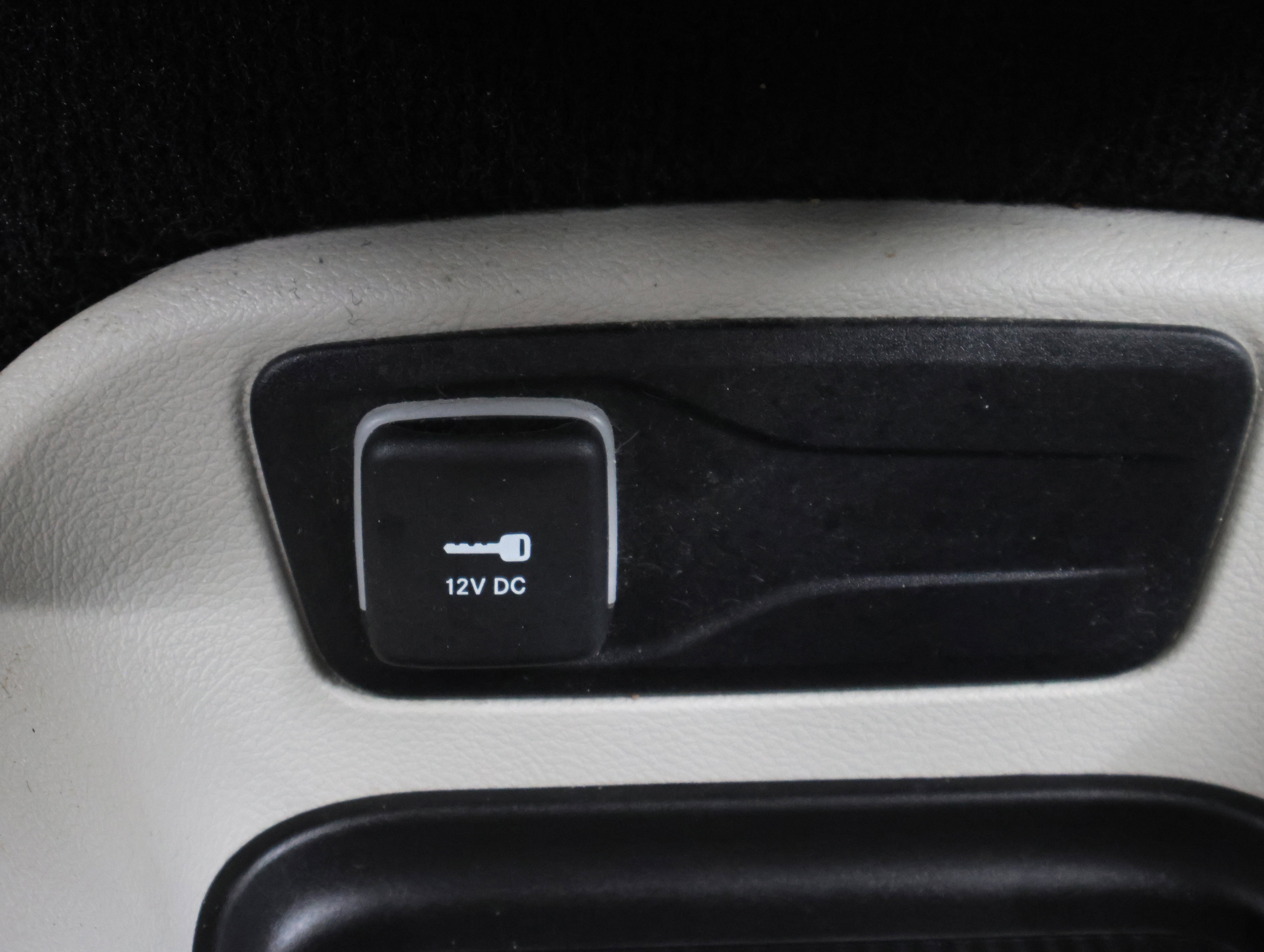 Used 2023 Chrysler Pacifica Touring-L AWD/4WD image 48