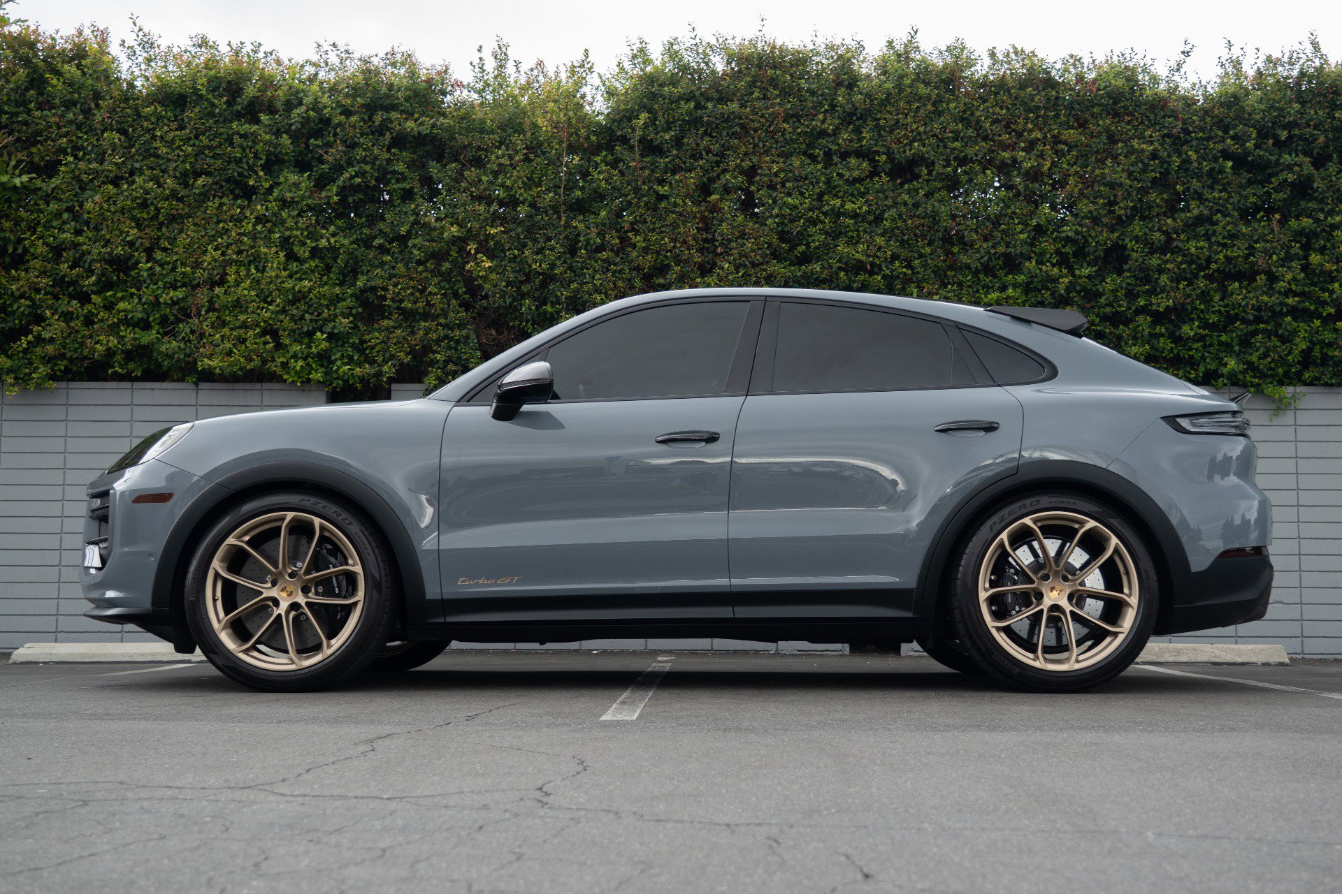 Used 2024 Porsche Cayenne Turbo GT image 23