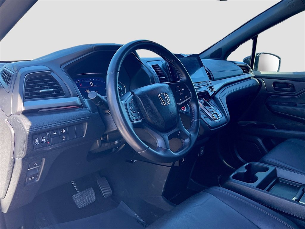 Used 2023 Honda Odyssey Sport image 9
