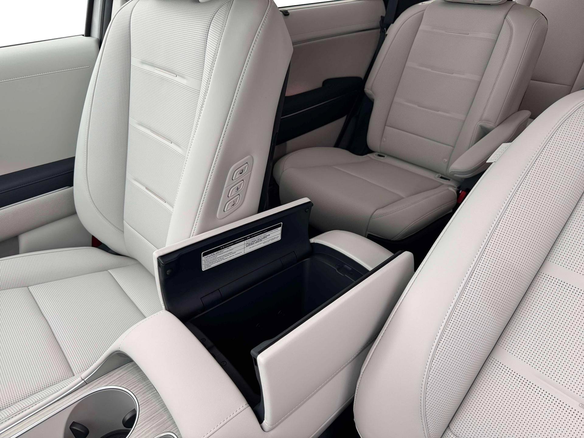 New 2026 Hyundai Palisade Calligraphy FWD image 19