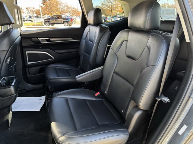 Used 2022 Kia Telluride S image 30