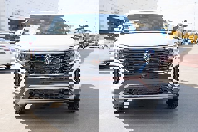 New 2026 Volkswagen Atlas Cross Sport SE image 9