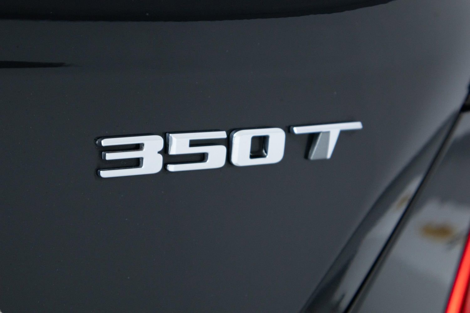 Used 2023 Cadillac CT4 Luxury w/ Sun And Sound Package image 32