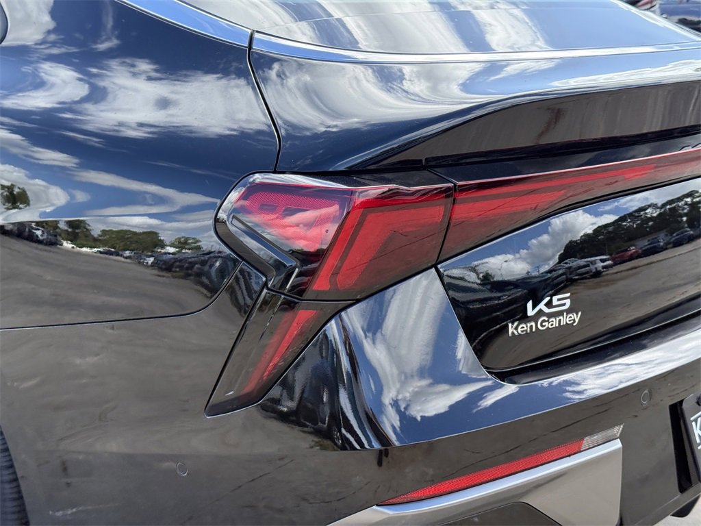 New 2026 Kia K5 EX image 11