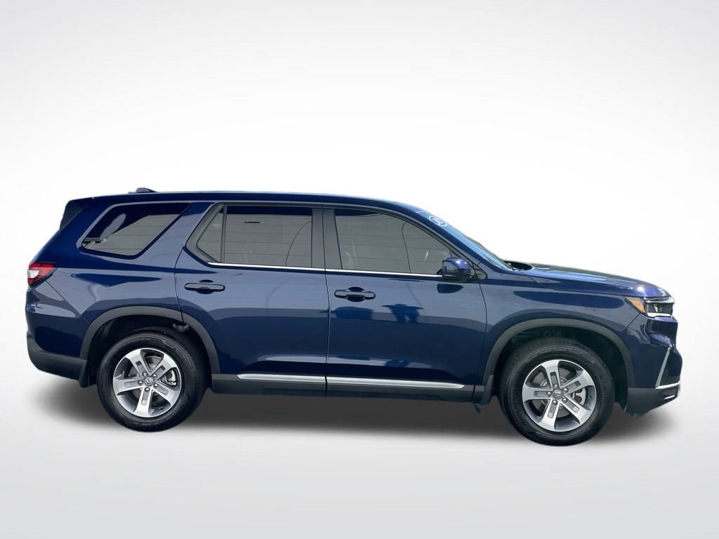 Certified 2025 Honda Pilot EX-L image 7