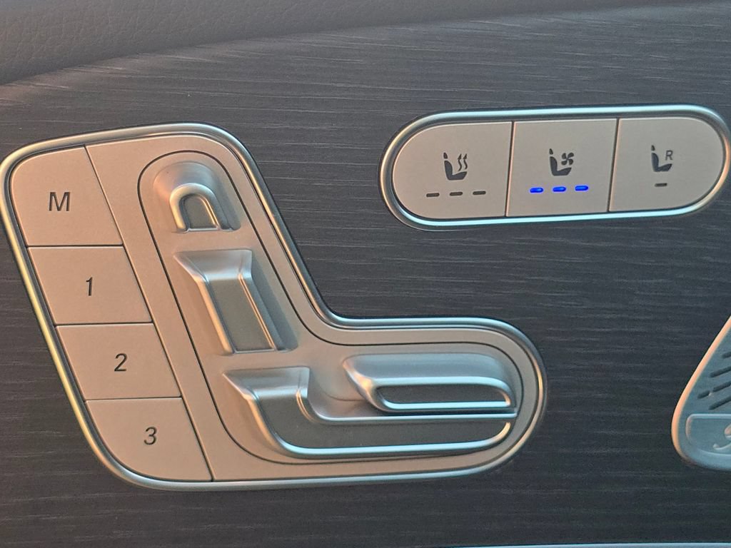 New 2026 Mercedes-Benz GLS 450 4MATIC image 6