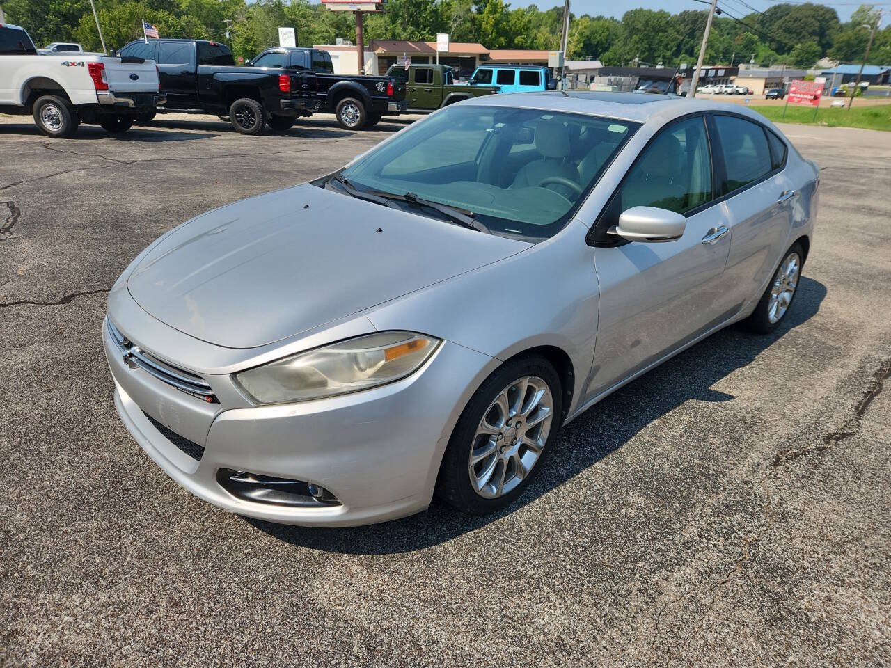 Used 2013 Dodge Dart Limited w/ Premium Group FWD image 4