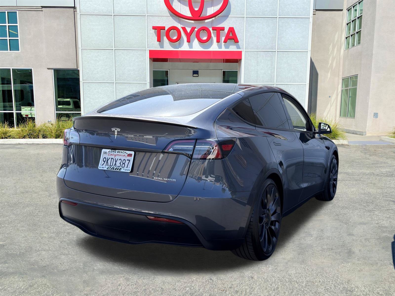 Used 2023 Tesla Model Y Performance AWD/4WD image 7