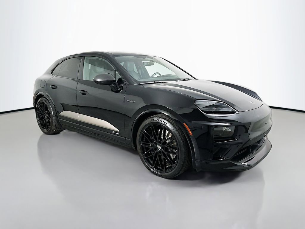 Used 2025 Porsche Macan Turbo Electric image 7