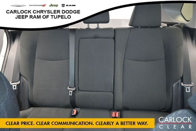 Used 2021 Toyota RAV4 LE AWD/4WD image 23