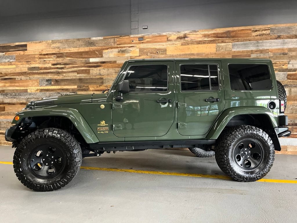 Used 2014 Jeep Wrangler Unlimited Rubicon w/ Connectivity Group AWD/4WD image 50