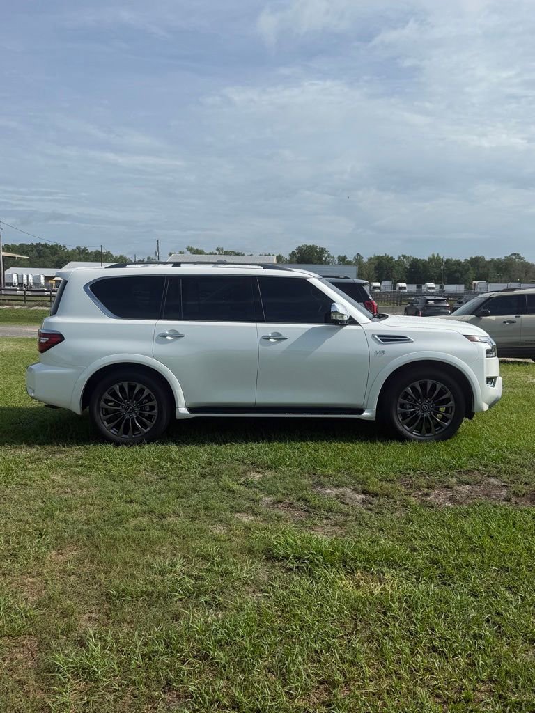 Used 2022 Nissan Armada Platinum w/ Captain's Chairs Package RWD image 13