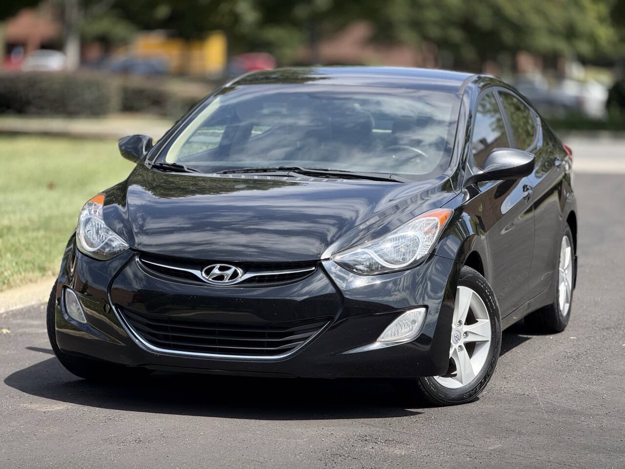 Used 2013 Hyundai Elantra GLS w/ Preferred Pkg FWD image 1