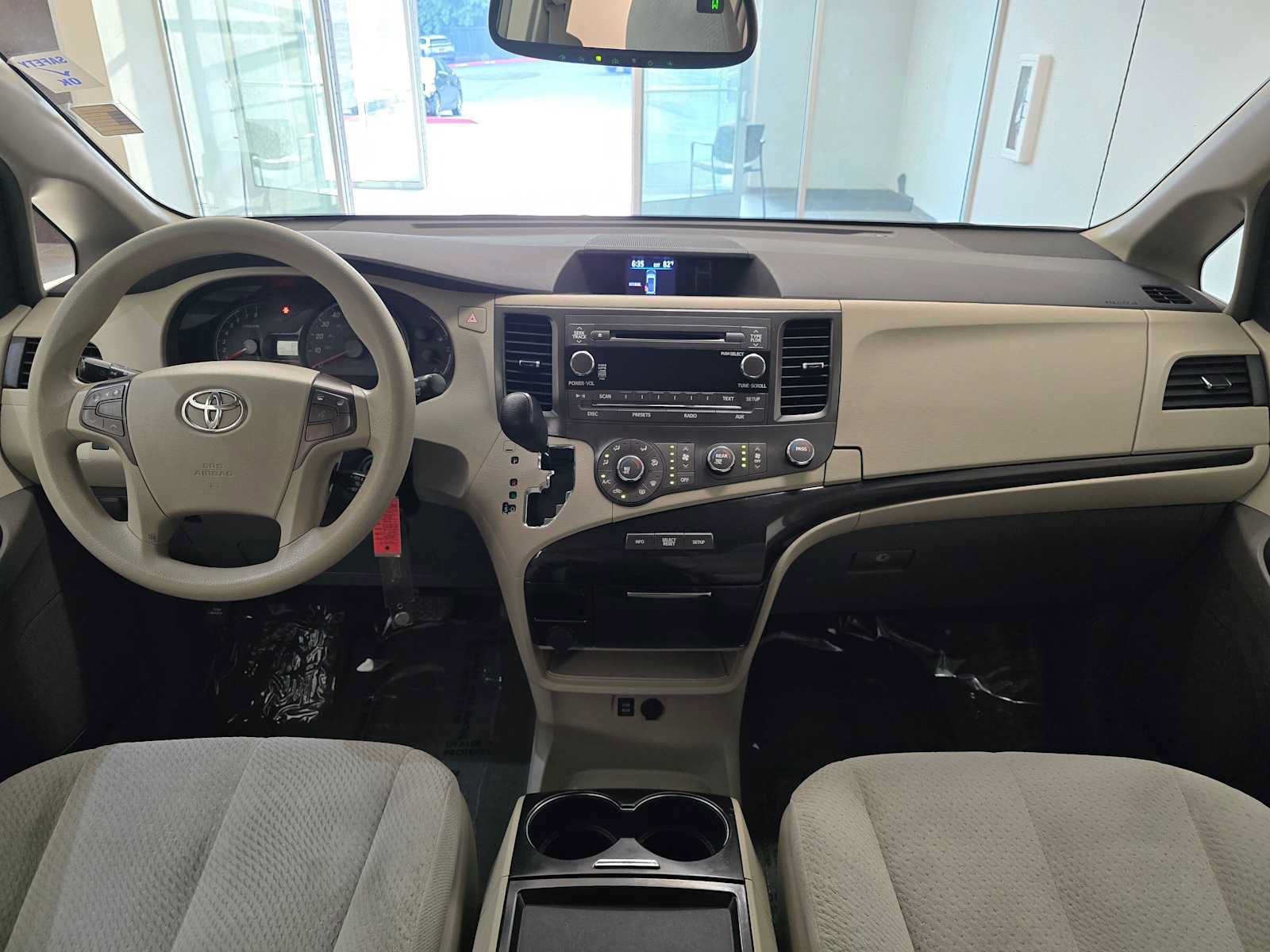 Used 2011 Toyota Sienna LE w/ Towing Pkg AWD/4WD image 10