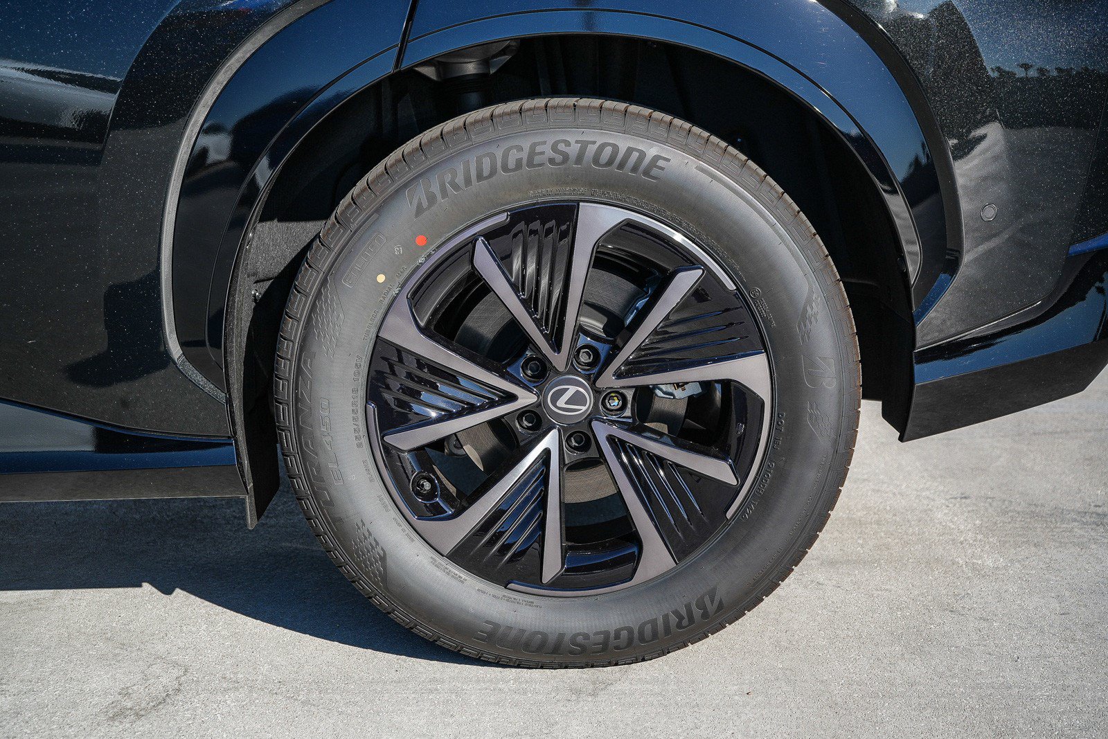 New 2026 Lexus RZ 450e AWD image 11