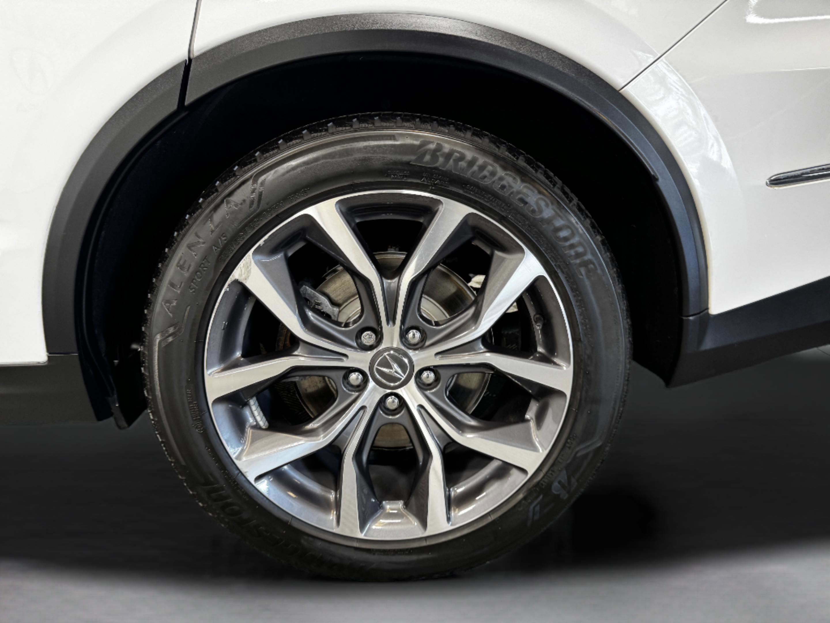 Certified 2023 Acura MDX FWD w/ Technology Package image 51