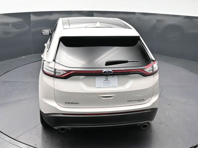 Used 2015 Ford Edge Titanium FWD image 30