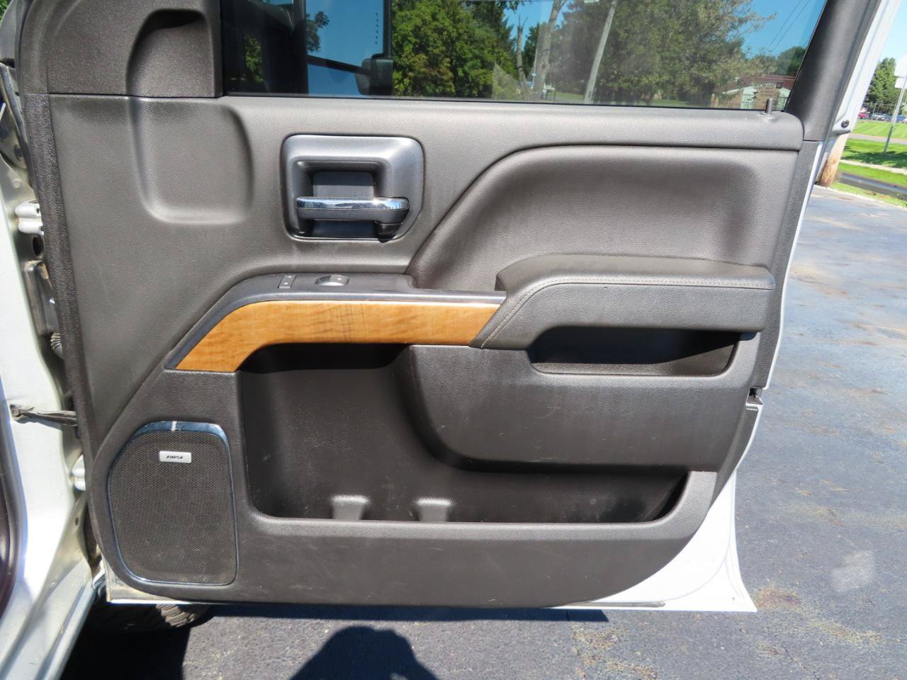 Used 2019 Chevrolet Silverado 2500 LTZ w/ Duramax Plus Package AWD/4WD image 49