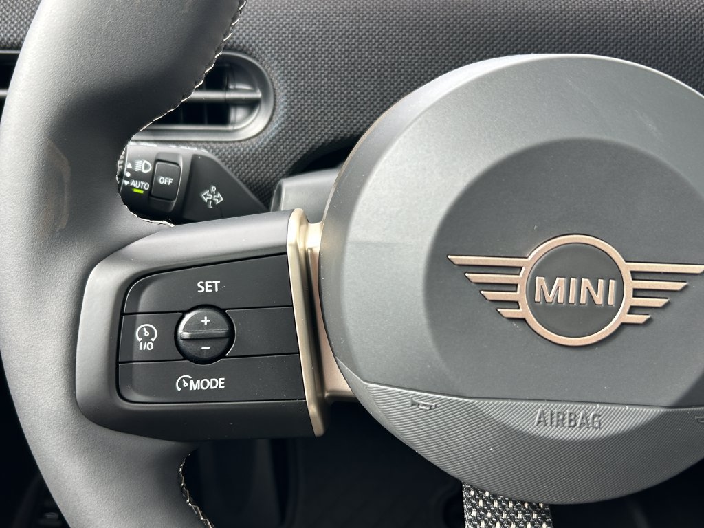 New 2027 MINI Cooper 4-Door Hardtop FWD image 19
