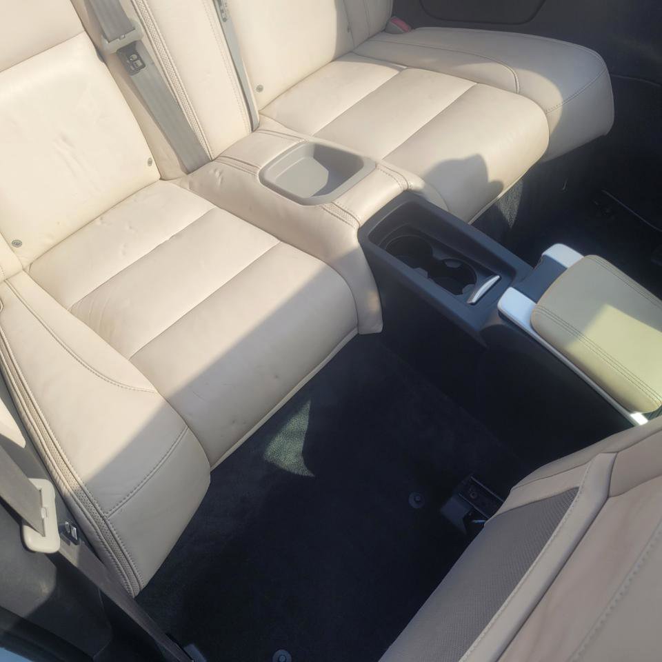 Used 2013 Volvo C70 T5 FWD image 35