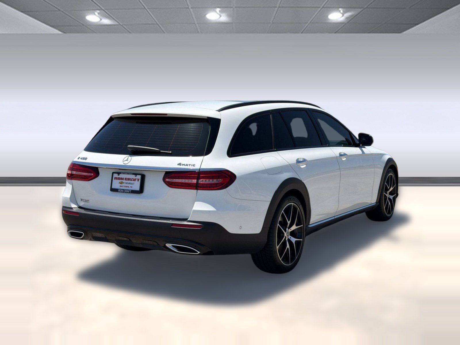 Used 2023 Mercedes-Benz E 450 4MATIC All-Terrain Wagon image 9