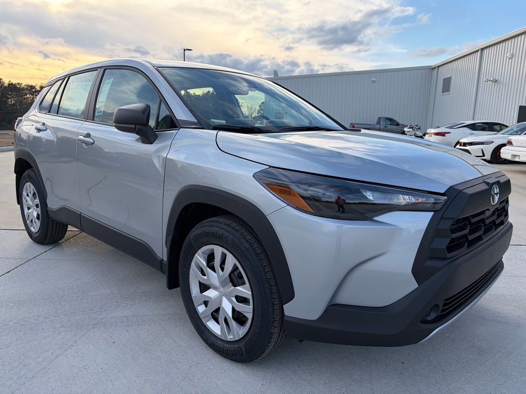 New 2026 Toyota Corolla Cross L video 1