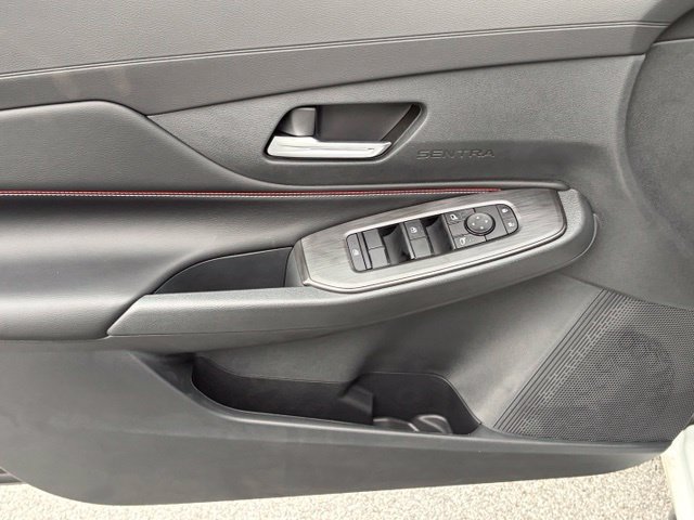 New 2027 Nissan Sentra SR w/ Floor Mat Package FWD image 12