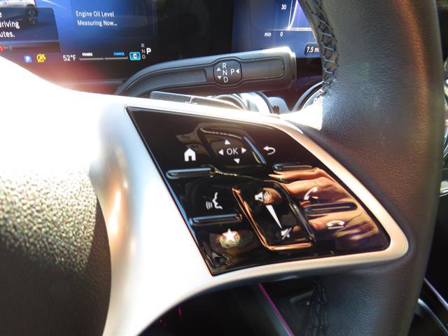 Used 2025 Mercedes-Benz GLB 250 4MATIC image 12