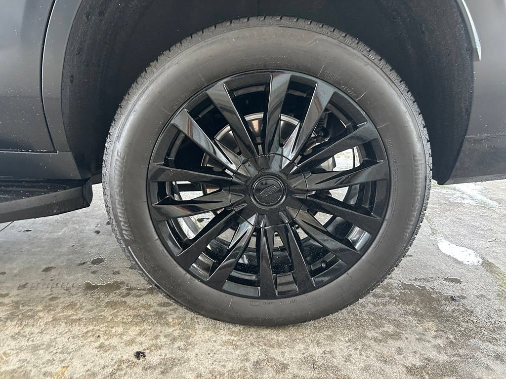 Used 2026 Cadillac Escalade 4WD image 16