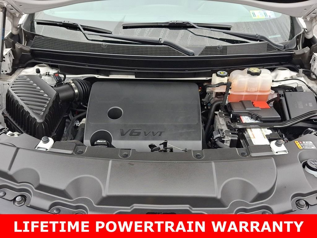 Used 2022 Chevrolet Traverse LT image 27