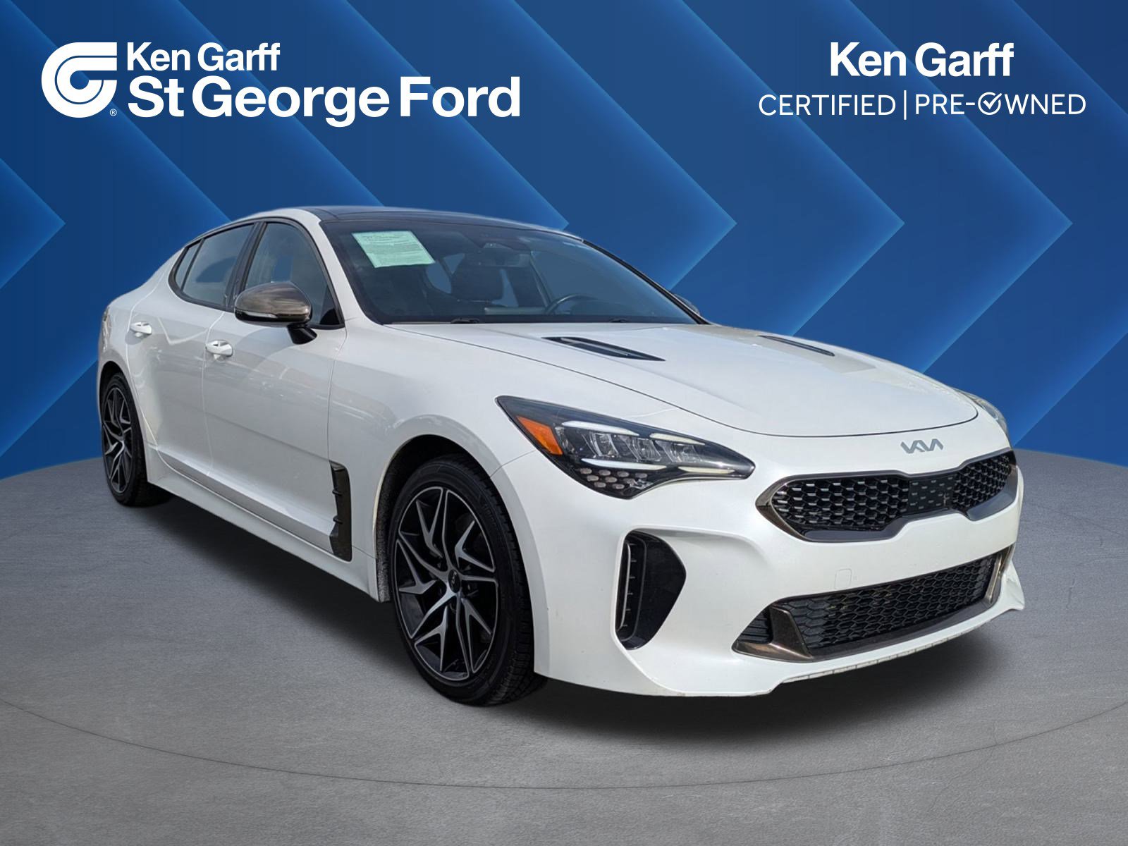 Used 2022 Kia Stinger GT-Line w/ Sun & Sound Package image 1