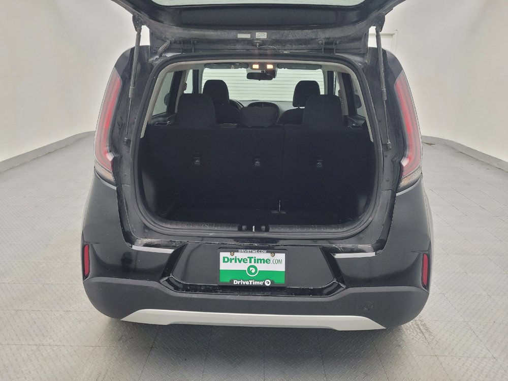 Used 2023 Kia Soul LX FWD image 29