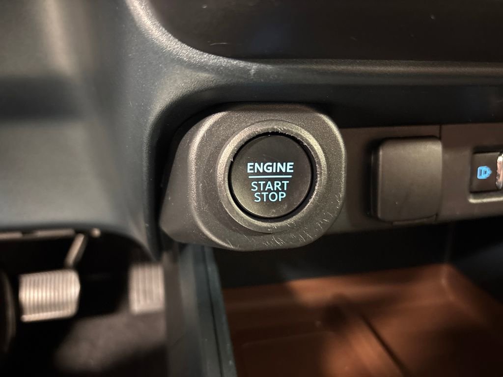 Used 2022 Ford Maverick Lariat w/ Lariat Luxury Package image 43