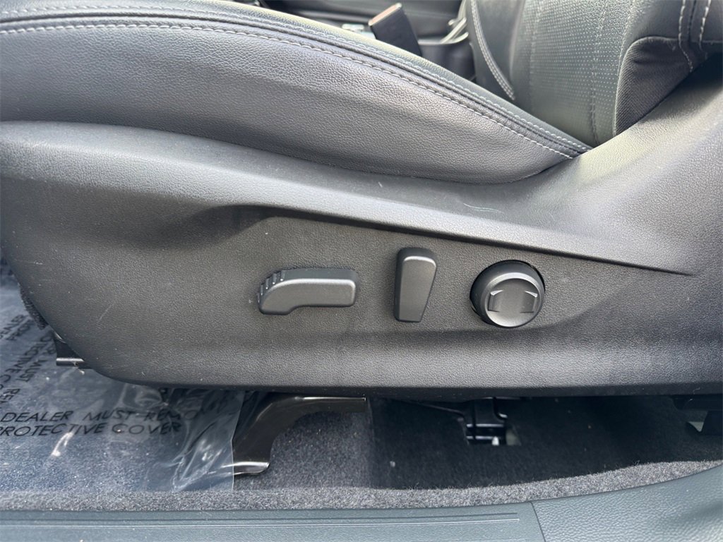 Used 2023 Subaru Forester Touring image 28