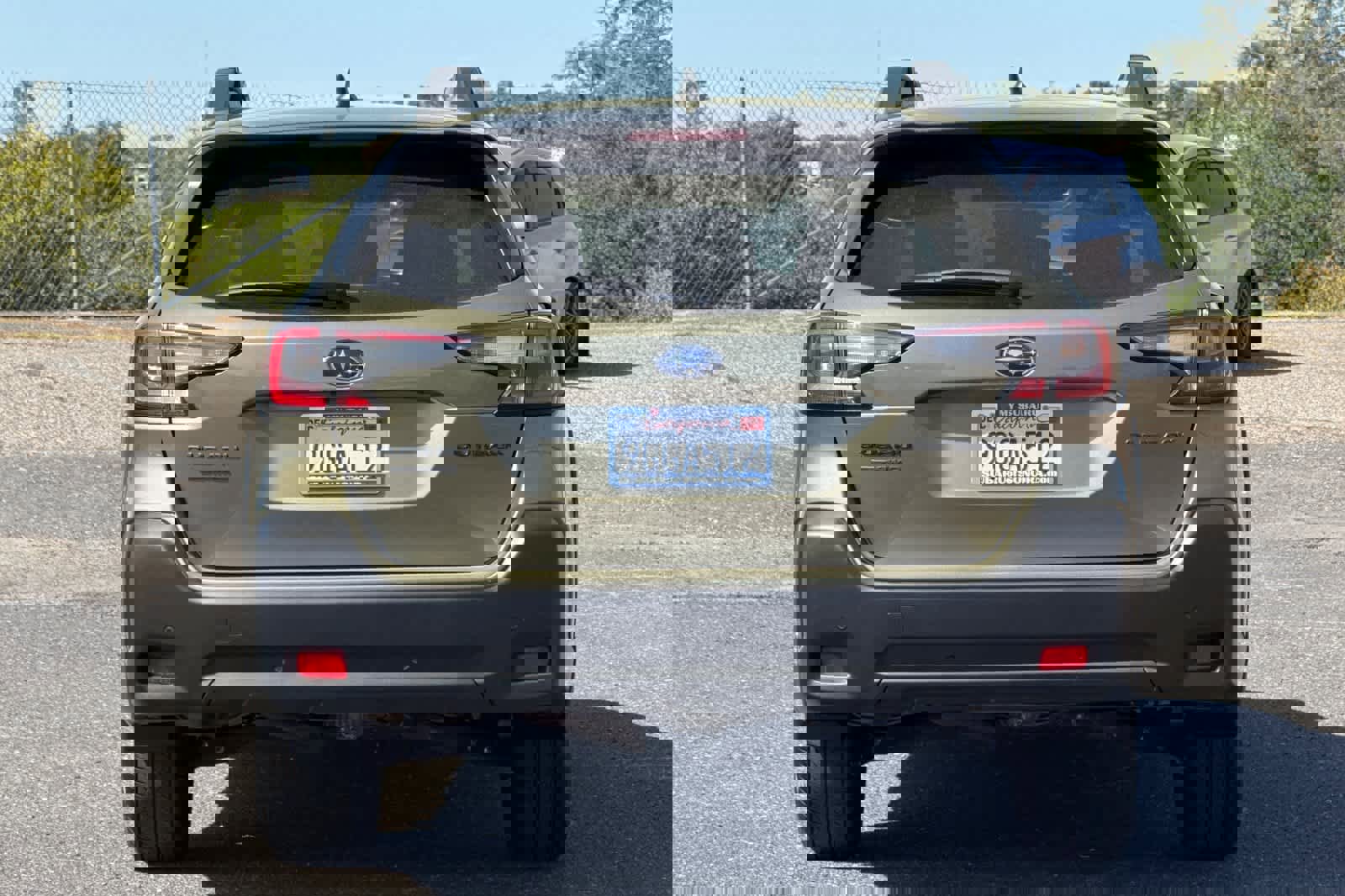 Used 2023 Subaru Outback Onyx Edition image 4