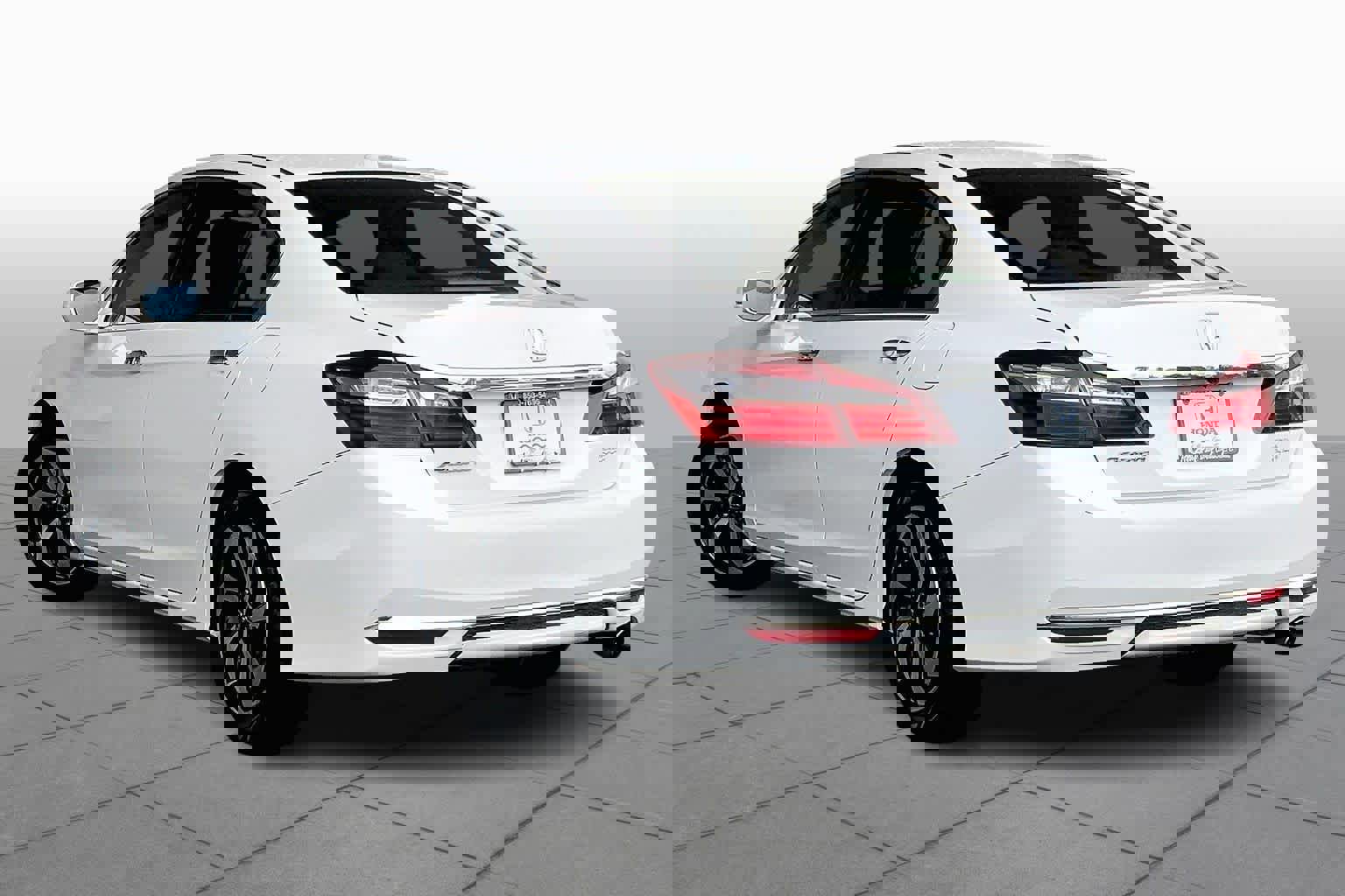 Used 2017 Honda Accord EX-L image 12