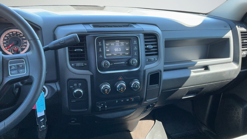 Used 2018 RAM 3500 Tradesman w/ Chrome Appearance Group AWD/4WD image 8
