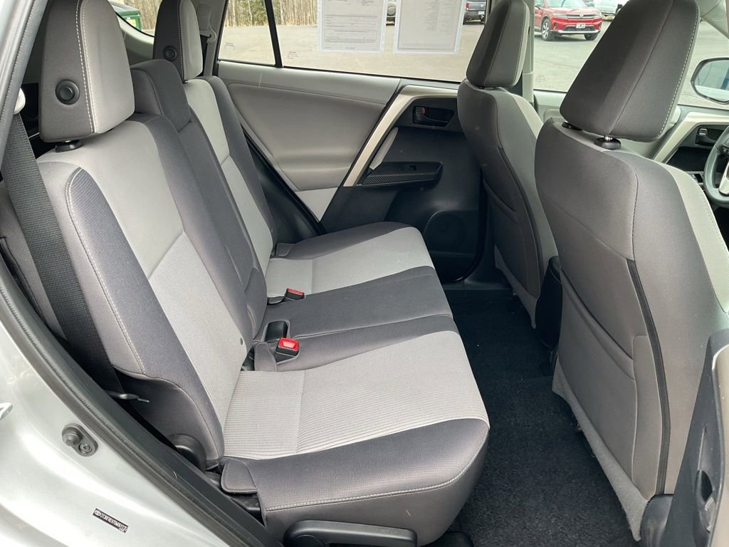 Used 2013 Toyota RAV4 XLE AWD/4WD image 20