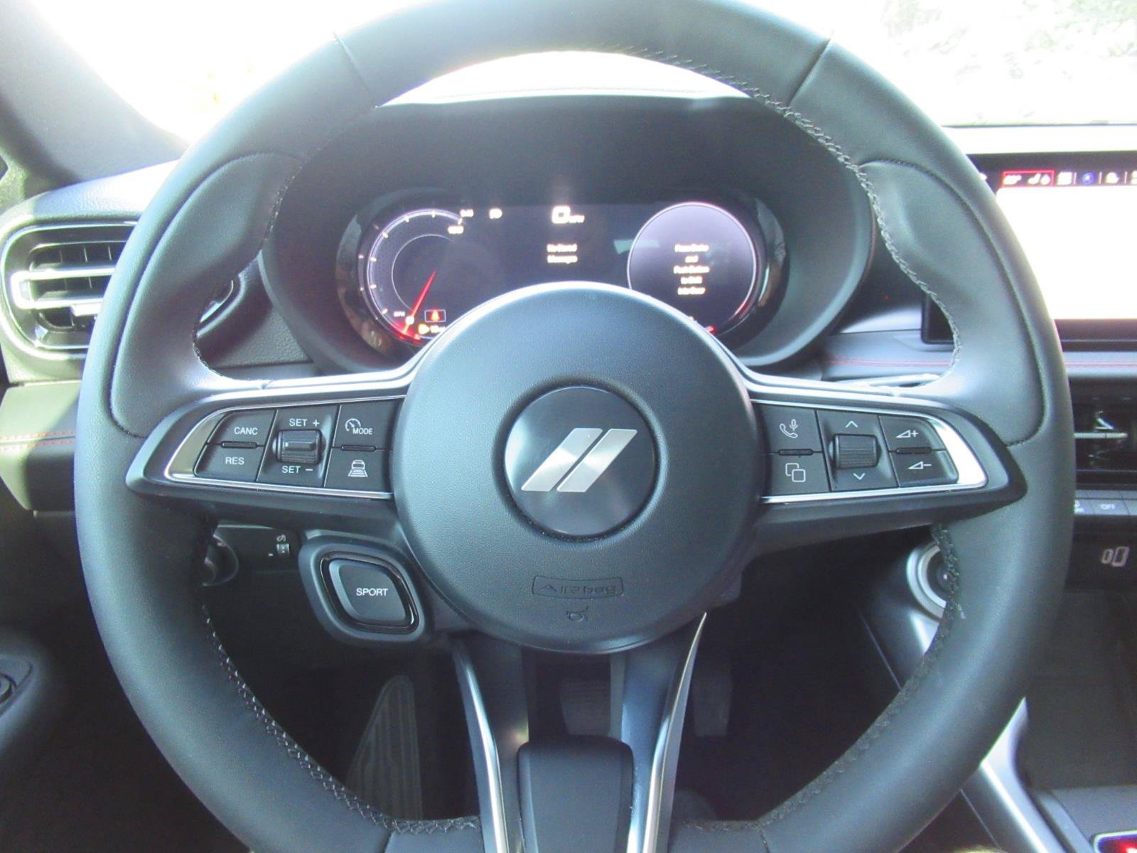 Used 2024 Dodge Hornet GT AWD/4WD image 24