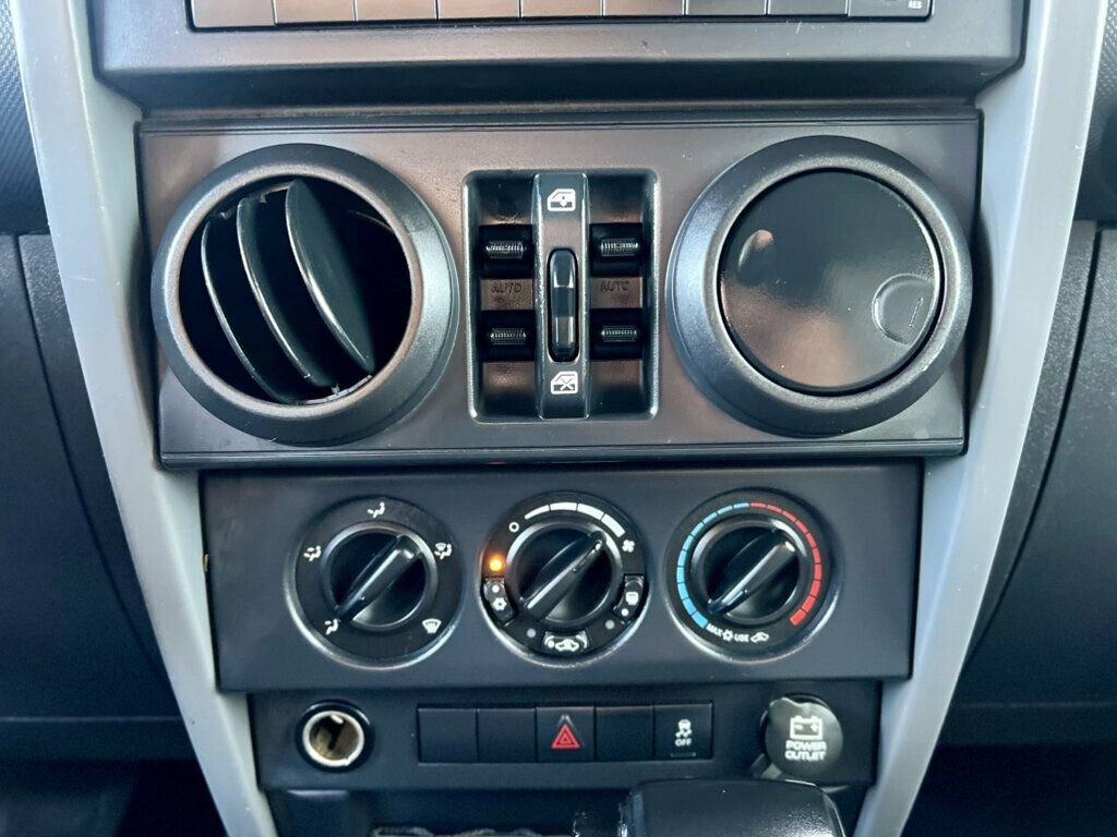 Used 2010 Jeep Wrangler Unlimited Sport AWD/4WD image 16