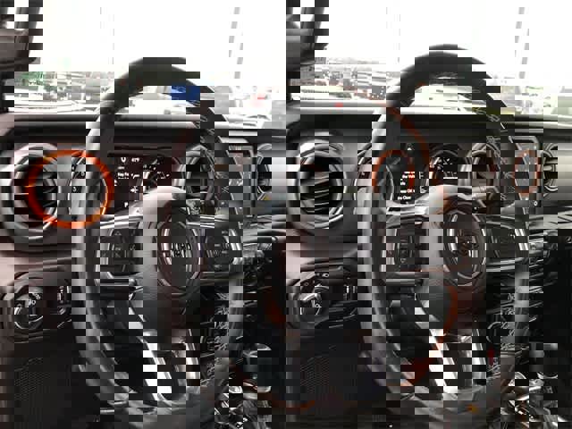 Used 2023 Jeep Gladiator Mojave image 13