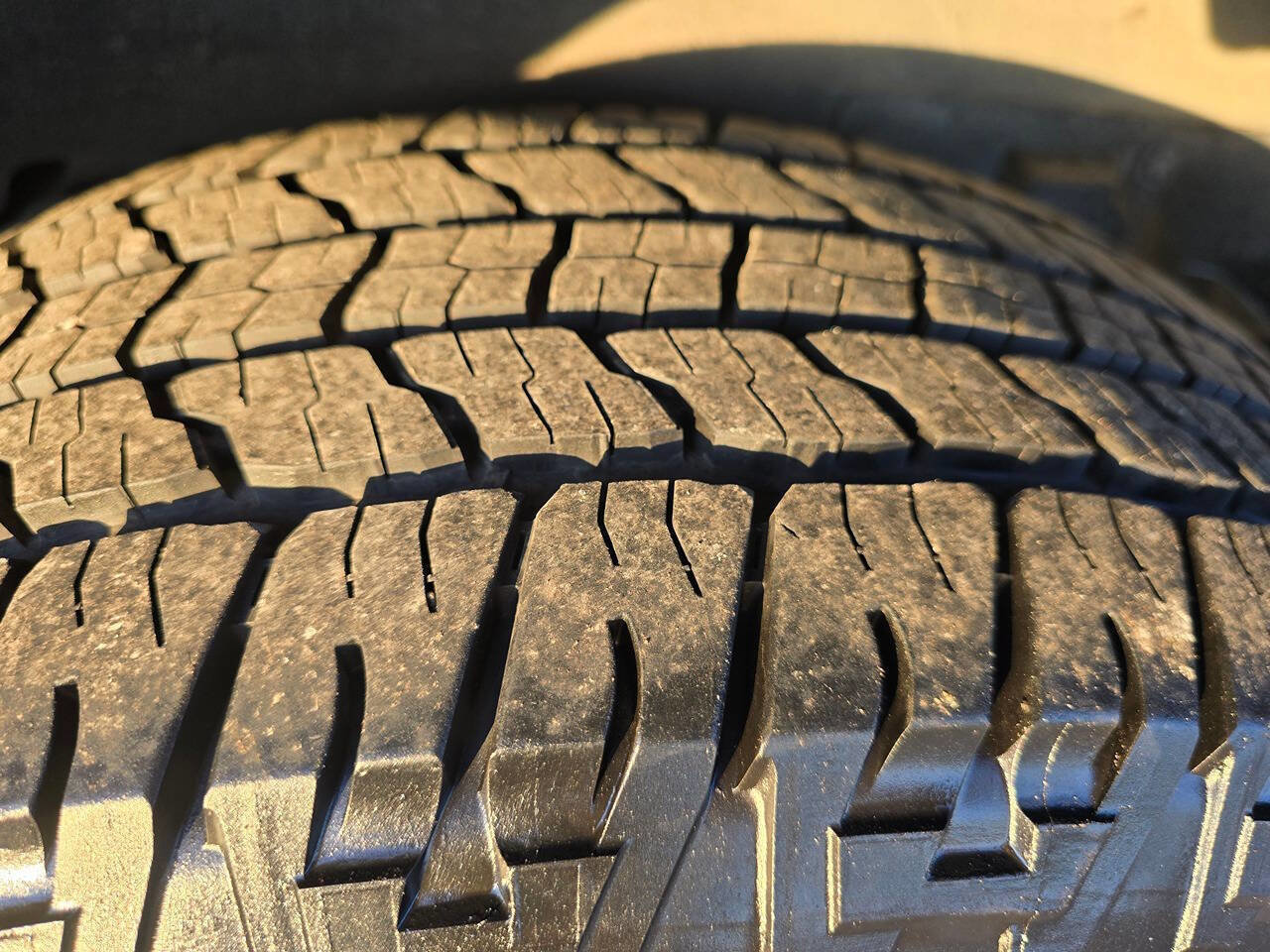 Used 2012 Nissan Armada SV image 55