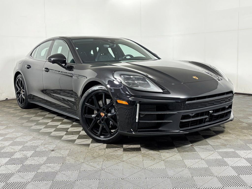 Used 2026 Porsche Panamera 4 image 9
