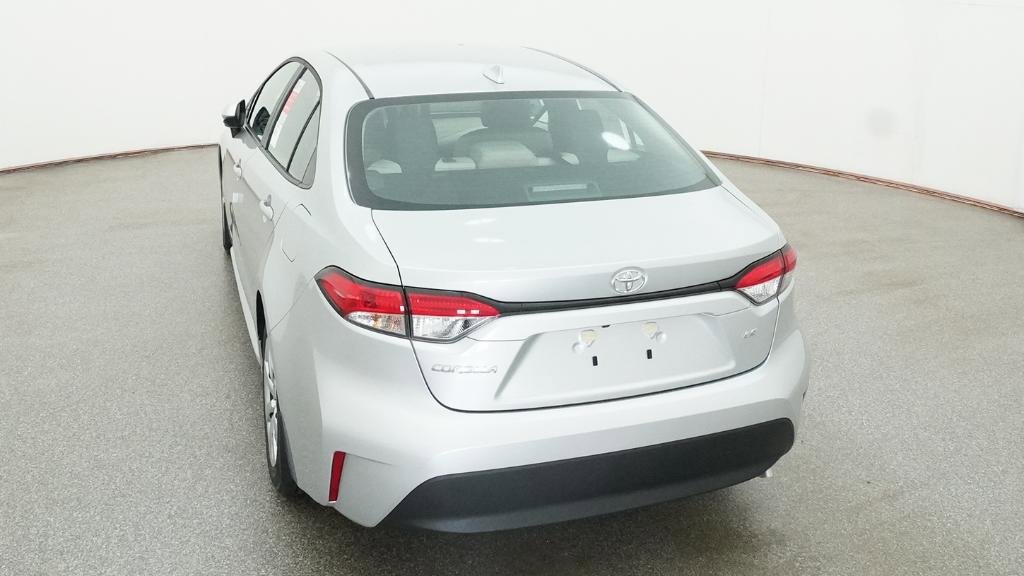 Used 2026 Toyota Corolla LE FWD image 3