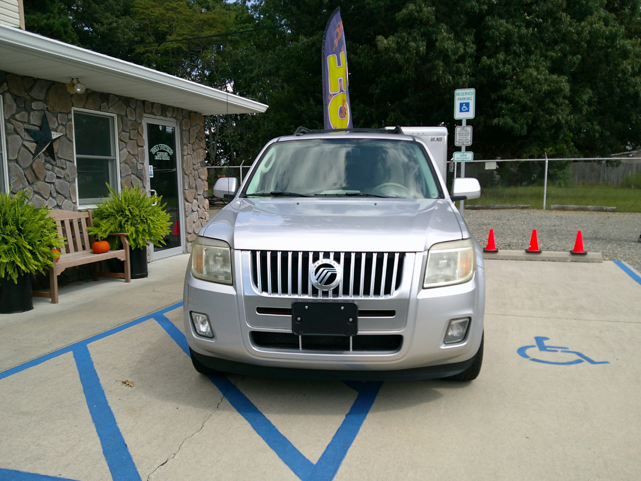Used 2010 Mercury Mariner Premier image 14