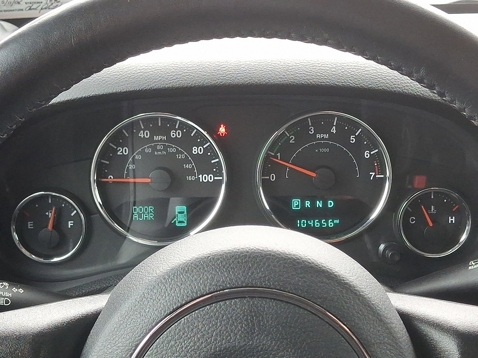 Used 2018 Jeep Wrangler Unlimited Sahara w/ Connectivity Group image 19