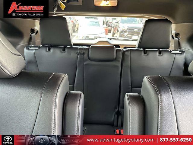 Certified 2026 Toyota Highlander XSE AWD/4WD image 13